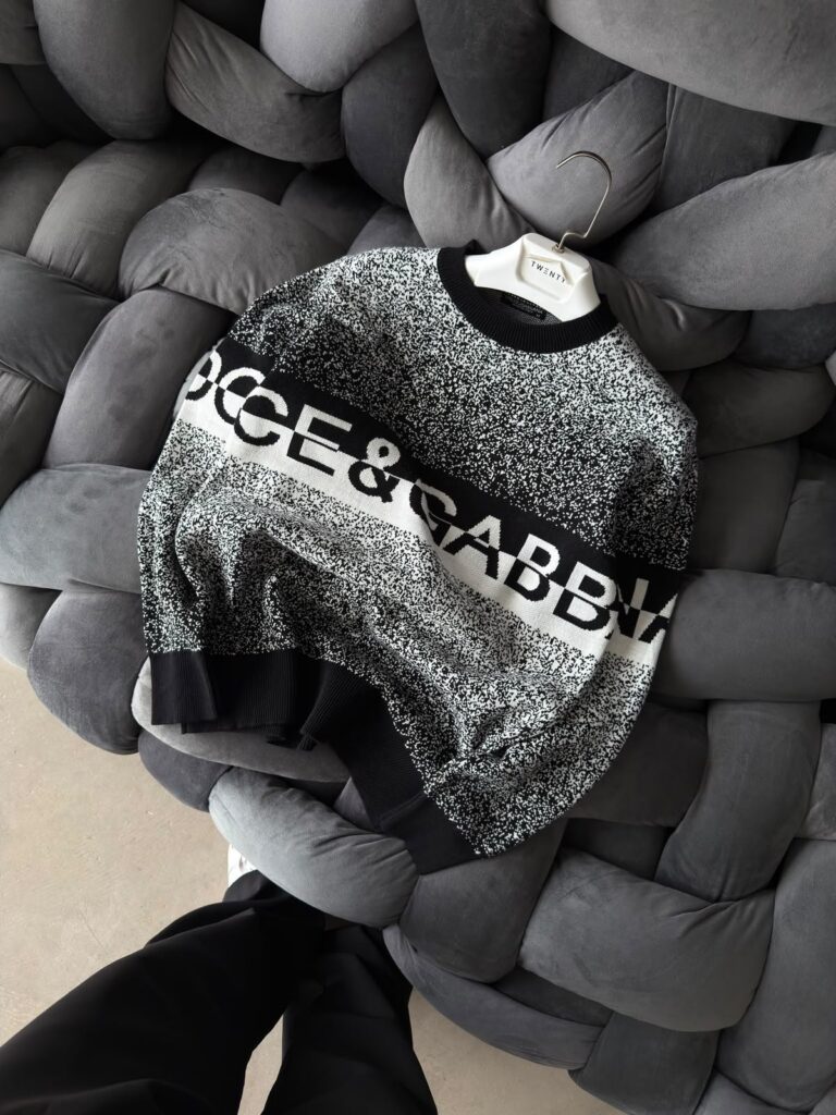 Logo-Band Knit — Grey