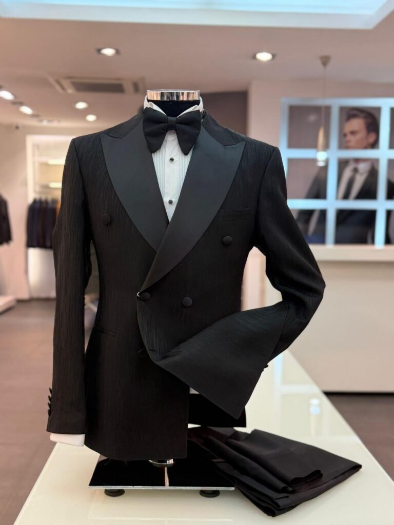 Textured Double-Breasted Tuxedo — Black